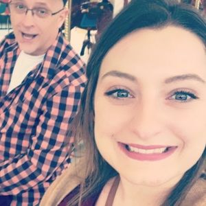 Meet your Posher, Mel